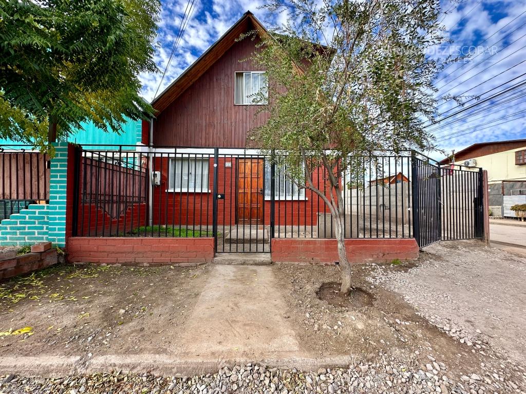 SAN ESTEBAN - VENDE CASA DE DOS PISOS 3D 1B 3E - VILLA ESMERALDA